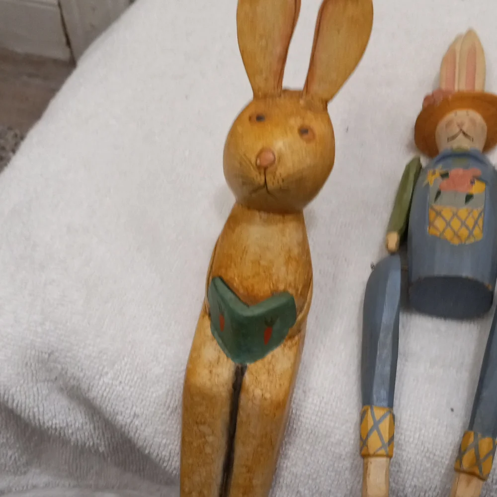 Wooden Figurines Frog & Rabbit W/ moving arms/legs & One Rabbit that sits . - Picture 3 of 7